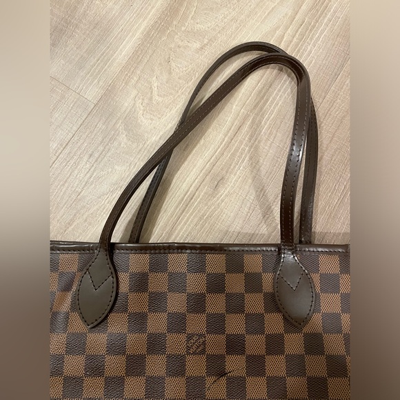 Louis Vuitton Damier Neverfull MM - Picture 4 of 12